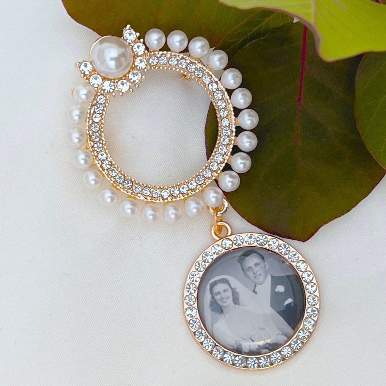 Custom Wedding photo Memory Charm and pin to attach to bride bouquet Gift for bridal shower - Remembering Loved ones